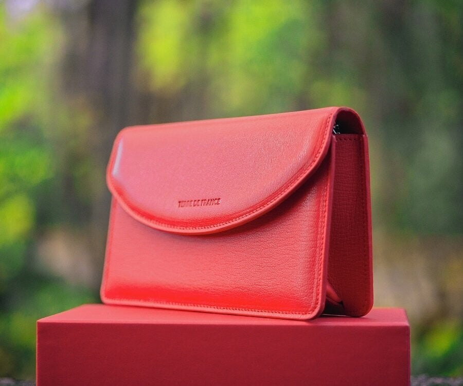 La pochette en cuir